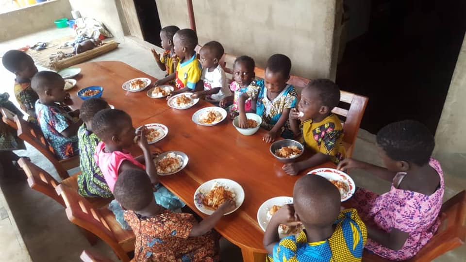 JULABO Stiftung unterstützt Kinder in Bénin / Afrika ...